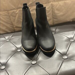 Toms Black Ankle Booties